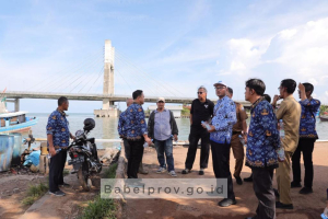 Tinjau TPI Muara Sungai Baturusa, Pj Gubernur Tegaskan Penerapan Budaya Kerja Bersih
