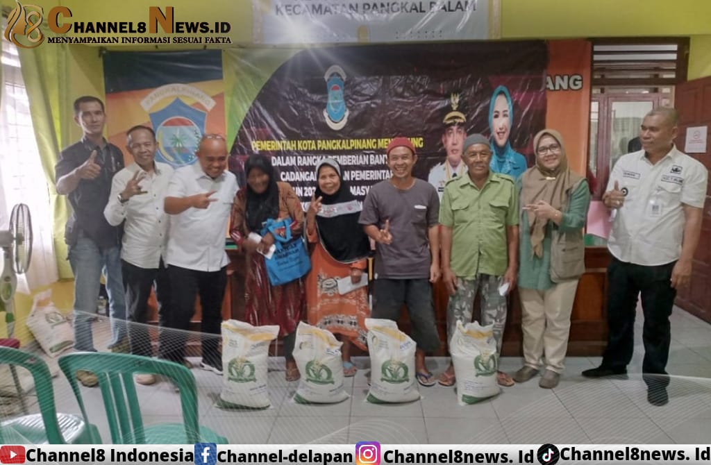 Molen Bagikan Beras Kepada 1.027 Warga di Kecamatan Pangkal Balam