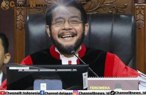 Breaking News !!! Anwar Usman Diberhentikan dari Ketua MK