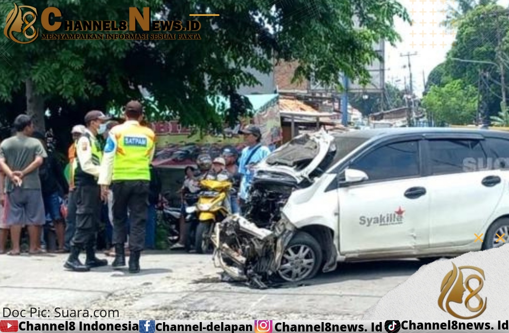 Dua Minibus Tertabrak KA Airlangga di Perlintasan Bulak Kapal Bekasi Diduga Tidak ada Palang Pintu