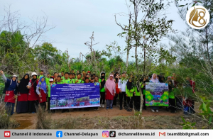 Tingkatkan Kepedulian Anak Terhadap Lingkungan, SDN 1 Koba Tanam Mangrove di Tepi Sungai Berok