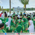 Jaga Ekosistem, PT Timah Tbk Libatkan Pelajar MIN 1 Bangka Tanam Mangrove