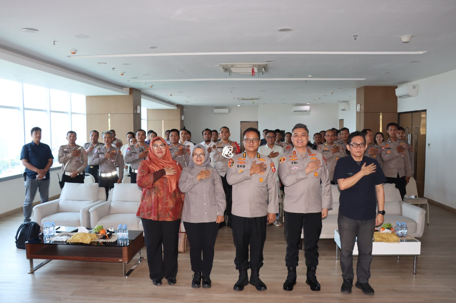 Polres Metro Jakarta Barat Terima Kunjungan Tim Peneliti STIK Lemdiklat Polri Bahas Parameter Kinerja dari Perspektif Masyarakat