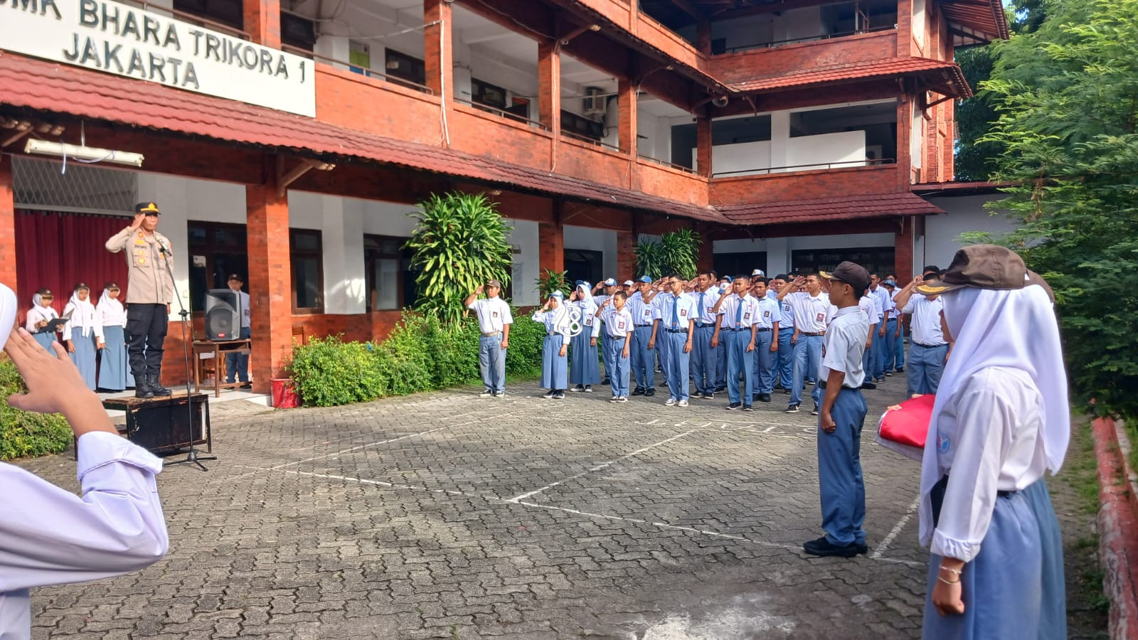 Cegah Kenakalan Remaja, Polsek Grogol Petamburan Masuk Sekolah Beri Penyuluhan Kamtibmas