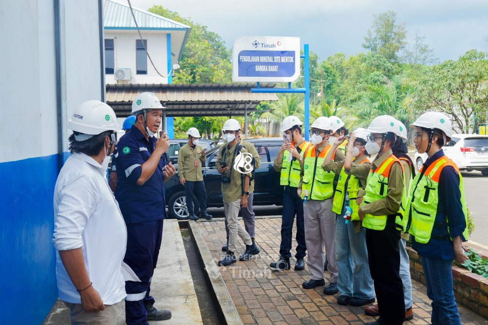 Cerita Keseruan Duta Minerba Melihat Langsung Fakta Pertambangan Berkelanjutan PT Timah Tbk