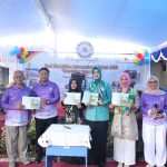 Hadiri Peringatan HDI 2025, Ketua TP-PKK Babel Beli Sejumlah Karya Siswa SLB YPAC Pangkalpinang