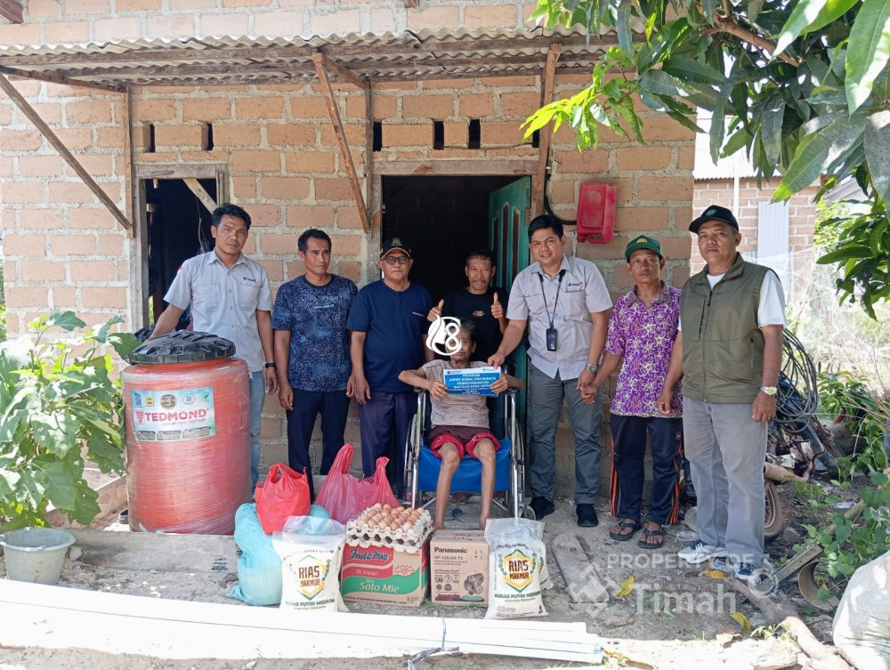 Wujudkan Kepedulian untuk Masyarakat PT Timah Bantu Biaya Pengobatan Lansia di Desa Rias