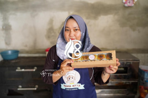 Dari Dapur Sederhana ke Pasar Lebih Luas, UMKM Mama Naya Bolen Tumbuh Bersama Dukungan PT Timah