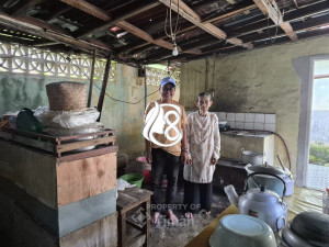 Wujudkan Kepedulian Sosial bagi Masyarakat Rentan PT Timah Renovasi Dapur Warga Lansia di Belitung