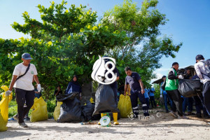 HLHS 2026: Dorong Kesadaran Pelestarian Pesisir PT Timah Gelar Aksi Bersih Pantai Tambak Udang