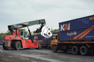 KAI Logistik Kelola 8,7 Juta Ton Angkutan Barang Sepanjang Semester I 2026