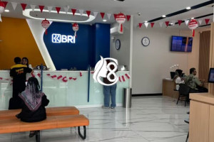 Sambut HUT ke-81 RI, BRI BO Cempaka Mas Semarakkan Kantor dengan Dekorasi Nuansa Merah Putih