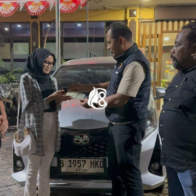Polsek Kebon Jeruk Ungkap Pencurian Mobil dalam Satu Jam, Pasutri Ditangkap