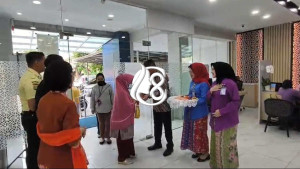 Semarak Hari Pelanggan Nasional, BRI BO Tanjung Priok Sambut Nasabah Hangat Berwastra