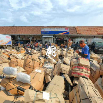 KAI Logistik Distribusikan 122 Ribu Unit Sepeda Motor hingga Triwulan III 2026