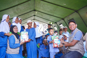 PT Etos Kreatif Indonesia dan Yayasan Rintisan Amal Bunda Turun Langsung ke NTT, Salurkan Makanan, Layanan Kesehatan hingga Dukungan Psikososial